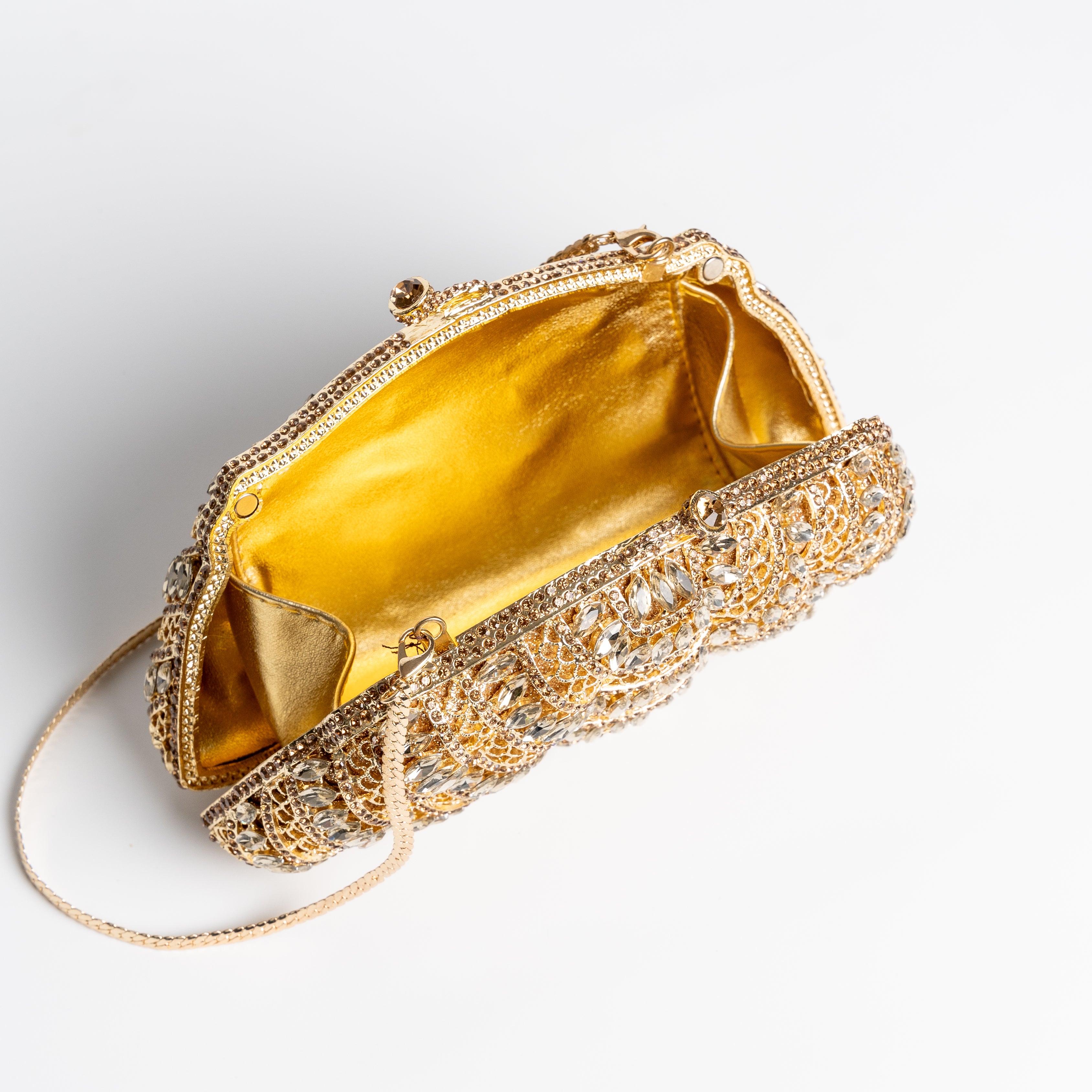 Royal Pearl Clutch